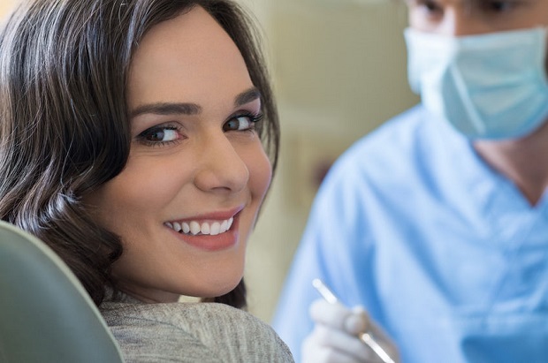 How Does Professional Teeth Whitening Work?